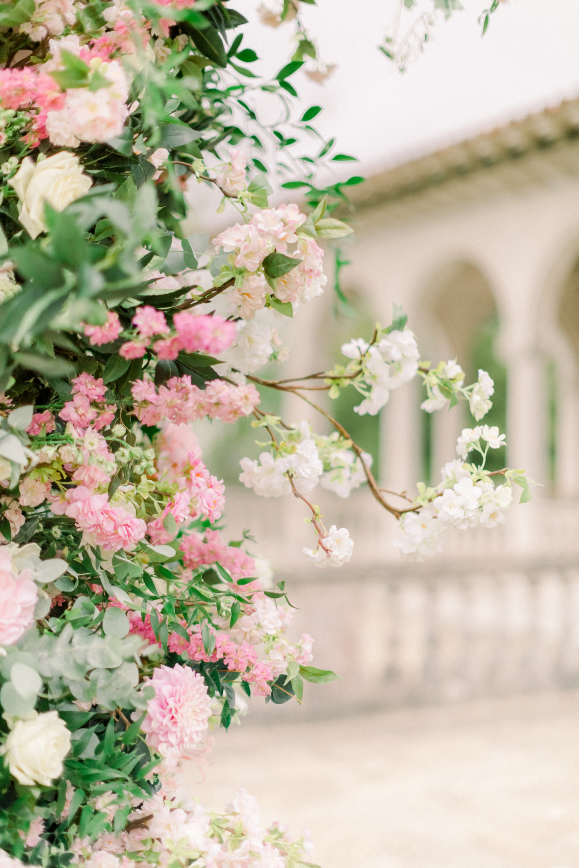 Amie-Bone-Flowers-at-Cliveden-House-14.jpg